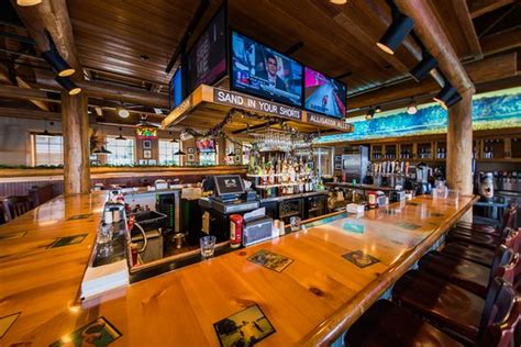 Rj gators - Jul 18, 2020 · RJ Gator's Florida Sea Grill & Bar, The Villages: See 388 unbiased reviews of RJ Gator's Florida Sea Grill & Bar, rated 4 of 5 on Tripadvisor and ranked #21 of 138 restaurants in The Villages. 